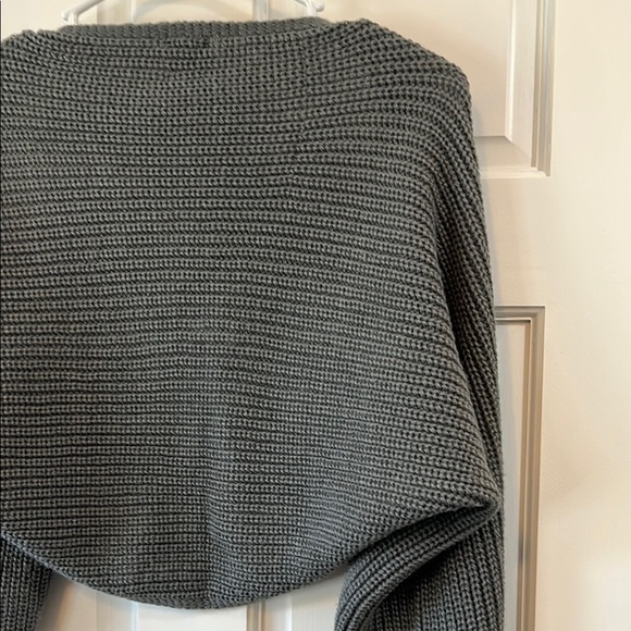 Echo Gray Chunky Knit Open Front Bolero Shrug with Long Sleeves - One Size - Picture 11 of 12